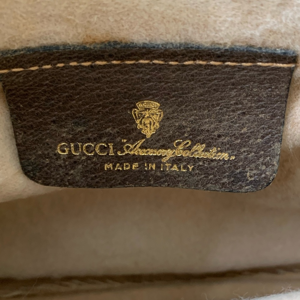 (29) GUCCI 80s small crossbody - Picture 2 of 10
